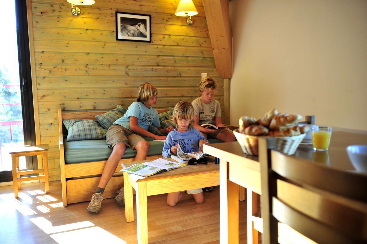 Residence Goelia Le Domaine De Castella Font-Romeu-Odeillo-Via Exteriér fotografie
