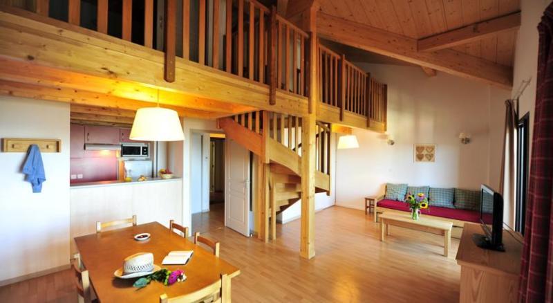 Residence Goelia Le Domaine De Castella Font-Romeu-Odeillo-Via Exteriér fotografie